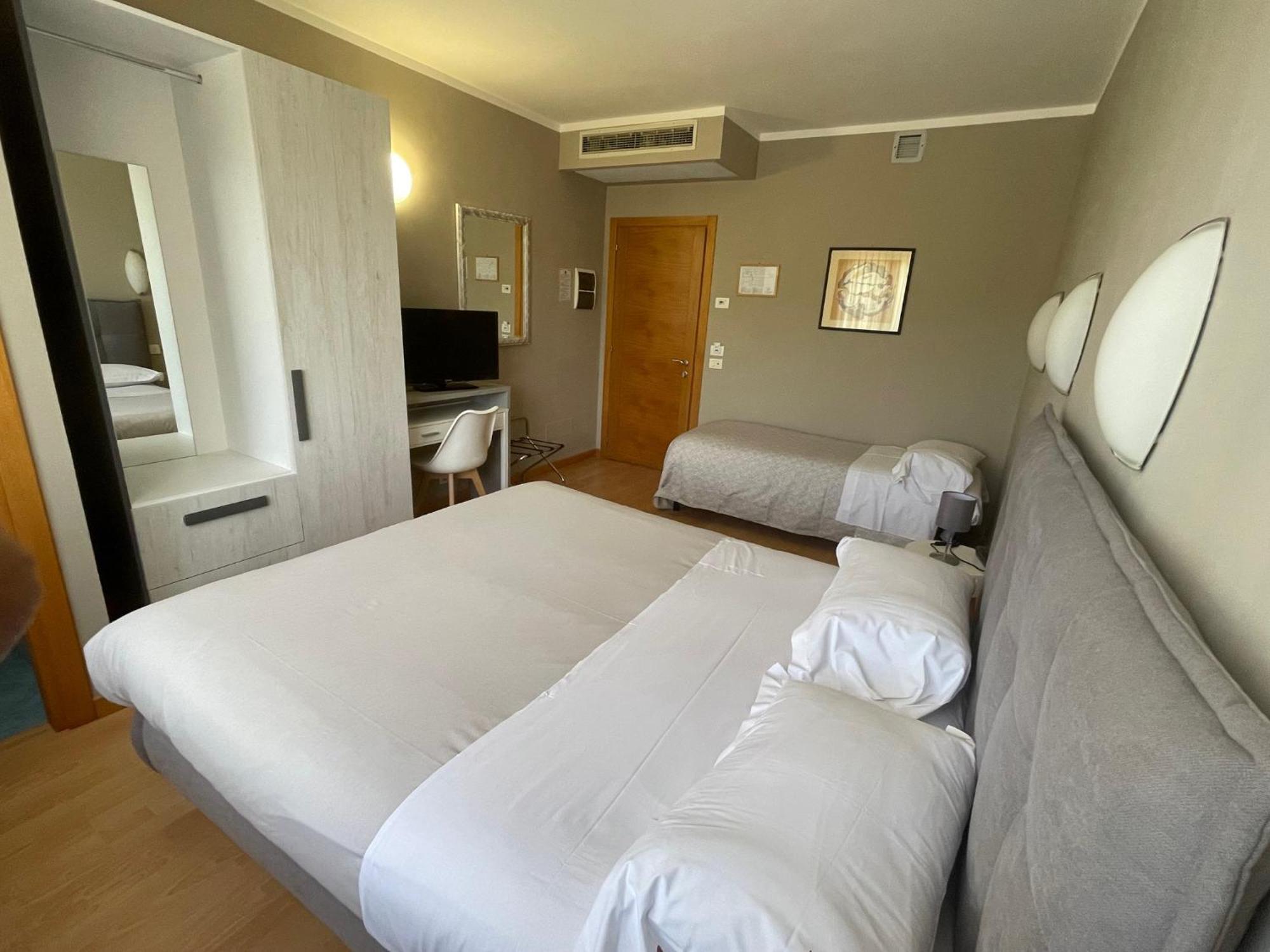 Hotel Rio אומברטידה מראה חיצוני תמונה